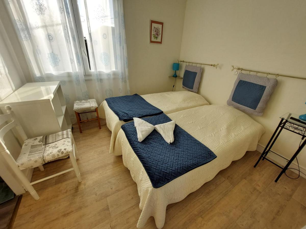 Hotel Au Charme Du Levat Saint Paul de Loubressac Eksteriør bilde